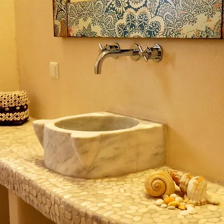 Olive Hill Apartment