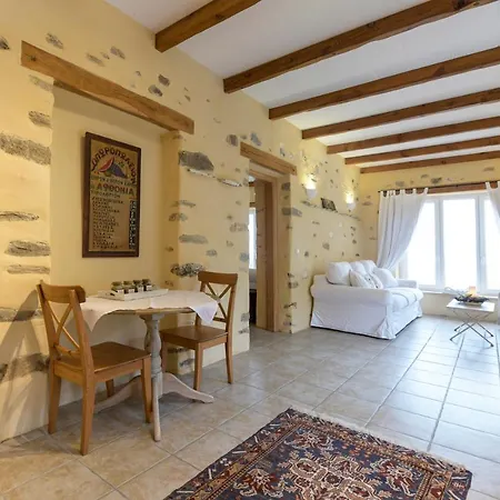 Olive Hill Apartment