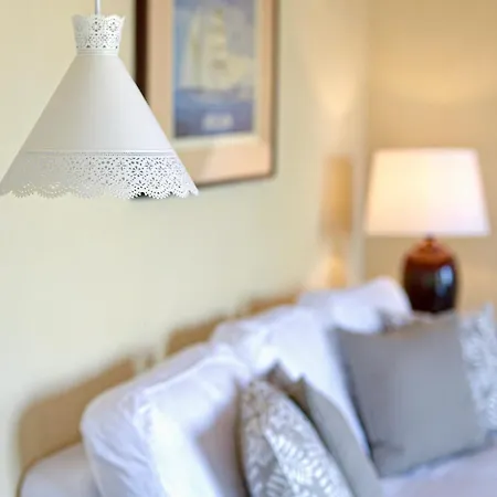 Olive Hill * Elevtheraí